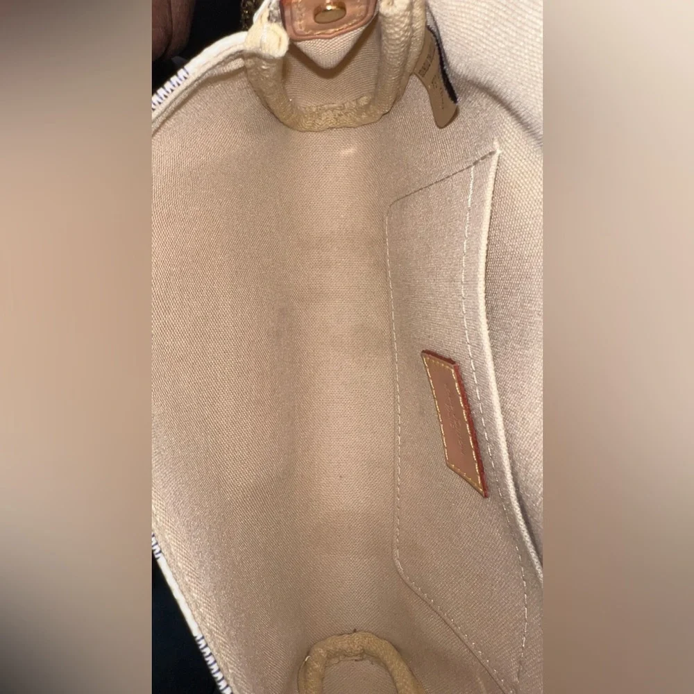 Authentic Louis Vuitton Favorite PM in Damier Azur Canvas - Picture 13 of 16